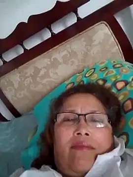 Cessi50 online show from April 13, 2026, 7:40 pm