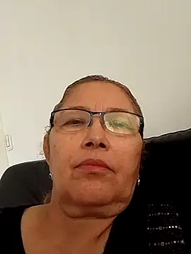 Cessi50 online show from November 21, 2025, 3:44 pm