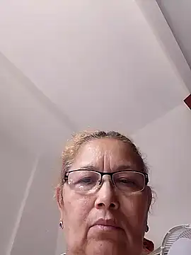 Cessi50 online show from November 11, 2025, 4:13 pm