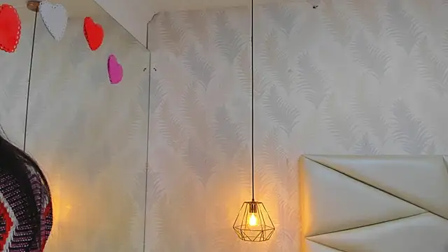 Snapshot of laurettedela_rouse chatting on November 7, 2025, 11:15 am laurettedela rouse online show from November 7, 2025, 11:15 am