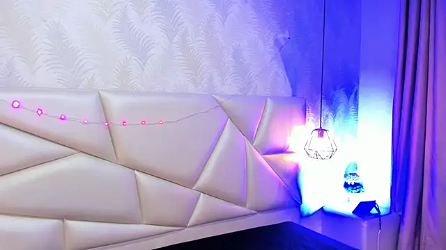 Snapshot of laurettedela_rouse chatting on December 18, 2025, 10:41 am laurettedela rouse online show from December 18, 2025, 10:41 am