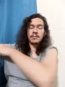 OnixAgata0 online show from April 14, 2026, 4:17 am