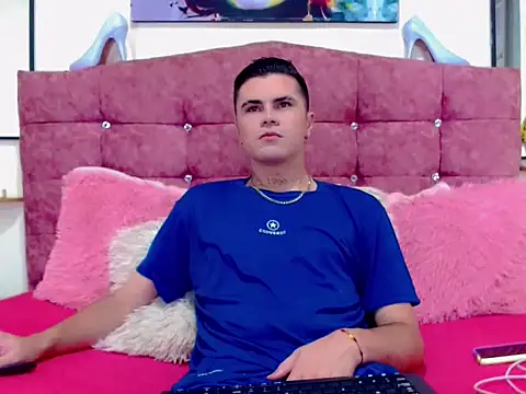 Sebastian Loaiza online show from November 22, 2025, 9:24 pm