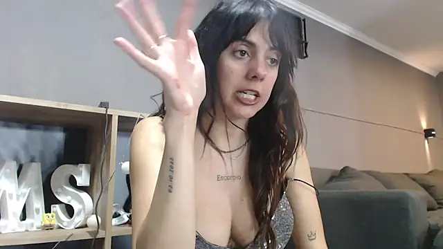 mickystrumia23 online show from June 4, 2026, 5:45 am