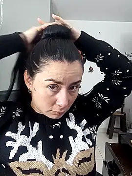 Snapshot of NathyMilf_ chatting on December 3, 2025, 4:02 am NathyMilf online show from December 3, 2025, 4:02 am