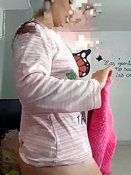 Snapshot of NathyMilf_ chatting on November 30, 2025, 11:33 am NathyMilf online show from November 30, 2025, 11:33 am