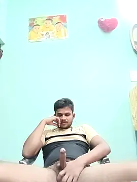 nirajkr00321 online show from November 1, 2025, 10:42 am