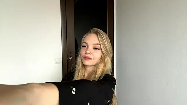 SweetAmelia69 online show from November 6, 2025, 5:55 am