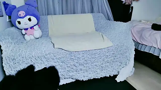 yuria 75075000 online show from November 26, 2025, 2:28 pm