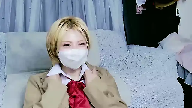 yuria 75075000 online show from November 28, 2025, 12:49 pm