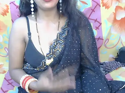 Snapshot of roja-1 chatting on November 4, 2025, 8:29 am roja-1 online show from November 4, 2025, 8:29 am