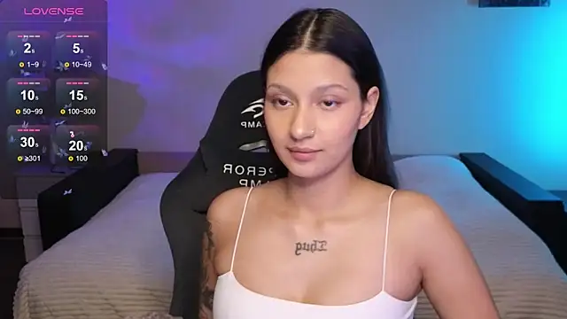 Nikol Goldysss online show from November 8, 2025, 2:15 am