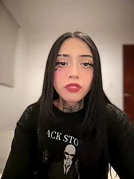 JIORYOvO online show from January 8, 2026, 3:12 am