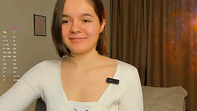 Snapshot of Xo_Laura chatting on February 20, 2026, 2:08 am Xo Laura online show from February 20, 2026, 2:08 am