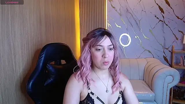 gabriella storm tf online show from February 28, 2026, 1:22 pm