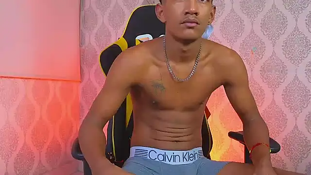 Snapshot of Boy_savoy chatting on November 19, 2025, 7:52 am Boy savoy online show from November 19, 2025, 7:52 am