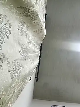 REDSITOOOU online show from November 4, 2025, 12:36 am