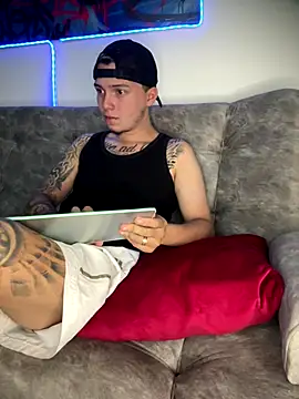 Snapshot of Nick_orion chatting on December 3, 2025, 12:37 pm Nick orion online show from December 3, 2025, 12:37 pm