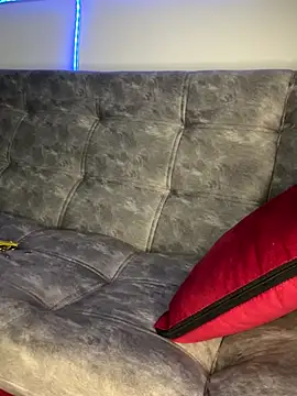 Snapshot of Nick_orion chatting on December 4, 2025, 3:33 pm Nick orion online show from December 4, 2025, 3:33 pm