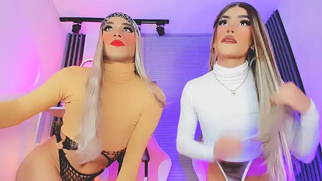 Snapshot of HallieAnnie chatting on November 22, 2025, 3:05 am HallieAnnie online show from November 22, 2025, 3:05 am