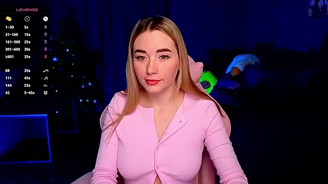 Snapshot of Rosie_Mac chatting on February 11, 2026, 2:00 am Rosie Mac online show from February 11, 2026, 2:00 am