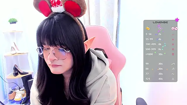 Snapshot of Omorimori chatting on November 22, 2025, 2:49 pm Omorimori online show from November 22, 2025, 2:49 pm