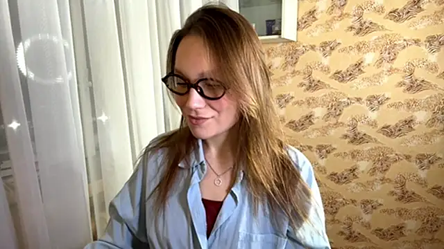 Kalli ly online show from December 15, 2025, 3:29 pm