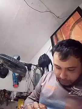 Snapshot of KARNEs24666 chatting on March 19, 2026, 1:22 pm KARNEs24666 online show from March 19, 2026, 1:22 pm