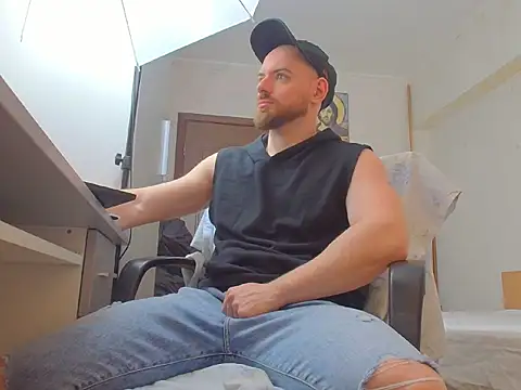 Ryanstone  online show from March 28, 2026, 7:31 am