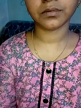 Snapshot of Neha533 chatting on November 30, 2025, 8:42 pm Neha533 online show from November 30, 2025, 8:42 pm