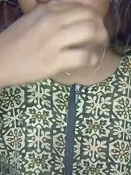 Snapshot of Neha533 chatting on July 14, 2026, 6:25 pm Neha533 online show from July 14, 2026, 6:25 pm