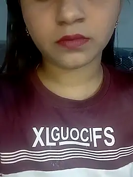 Snapshot of Neha533 chatting on December 15, 2025, 7:31 pm Neha533 online show from December 15, 2025, 7:31 pm