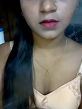 Snapshot of Neha533 chatting on November 5, 2025, 6:11 pm Neha533 online show from November 5, 2025, 6:11 pm