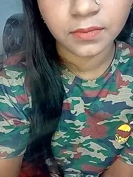 Snapshot of Neha533 chatting on November 26, 2025, 7:47 pm Neha533 online show from November 26, 2025, 7:47 pm