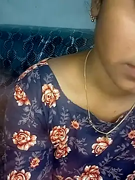 Snapshot of Neha533 chatting on November 20, 2025, 5:57 pm Neha533 online show from November 20, 2025, 5:57 pm