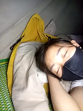 Mami xxx online show from November 27, 2025, 1:11 pm