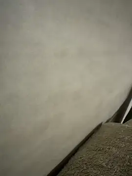 adamblunt59 online show from April 23, 2026, 1:57 pm