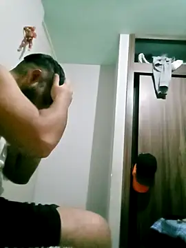 Yerackhip online show from March 12, 2026, 11:58 am