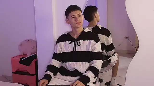 Eiden Blake online show from November 29, 2025, 11:49 pm