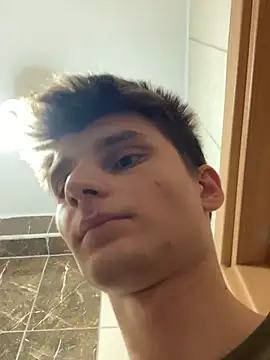 Snapshot of zackdelfon chatting on November 20, 2025, 10:42 pm zackdelfon online show from November 20, 2025, 10:42 pm