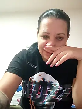 Snapshot of SugarDiamonds chatting on November 21, 2025, 8:24 am SugarDiamonds online show from November 21, 2025, 8:24 am