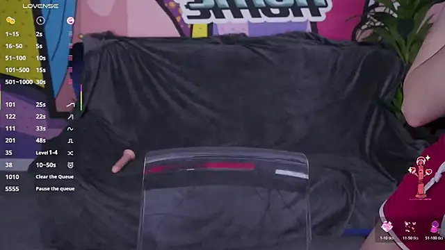 Snapshot of DanielaReign chatting on November 16, 2025, 2:00 pm DanielaReign online show from November 16, 2025, 2:00 pm