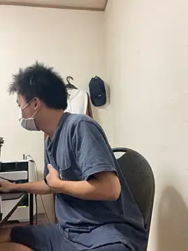 Snapshot of RYUTA_9911 chatting on November 4, 2025, 6:50 am RYUTA 9911 online show from November 4, 2025, 6:50 am