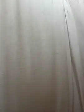 PaulinaLondra2 online show from December 4, 2025, 1:43 pm