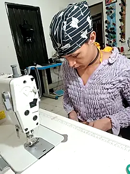 PaulinaLondra2 online show from November 8, 2025, 11:58 am