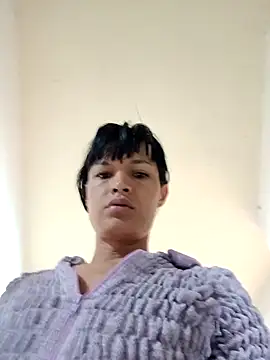 PaulinaLondra2 online show from November 20, 2025, 12:17 pm