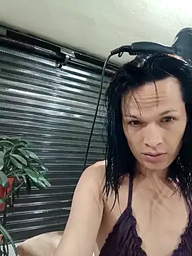 PaulinaLondra2 online show from November 18, 2025, 10:40 am