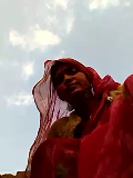 Jooli cuty online show from February 22, 2026, 1:52 am