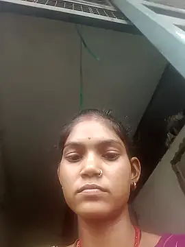 Jooli cuty online show from November 6, 2025, 3:21 am