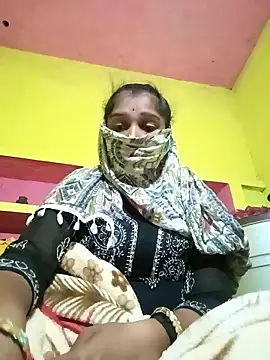 Snapshot of Hot_sega chatting on November 7, 2025, 4:44 pm Hot sega online show from November 7, 2025, 4:44 pm